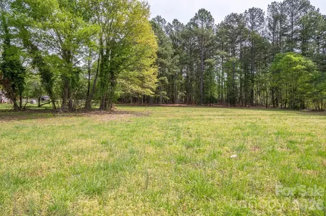 2059 South Point Road Belmont NC 28012