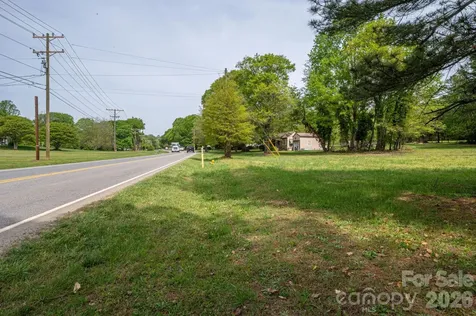 2059 South Point Road Belmont NC 28012