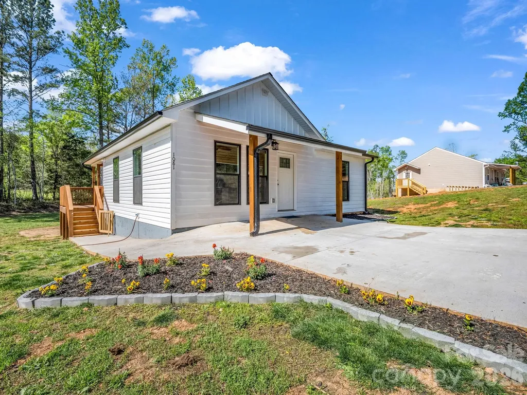1081 Mt Lebanon Church Road Bostic NC 28018