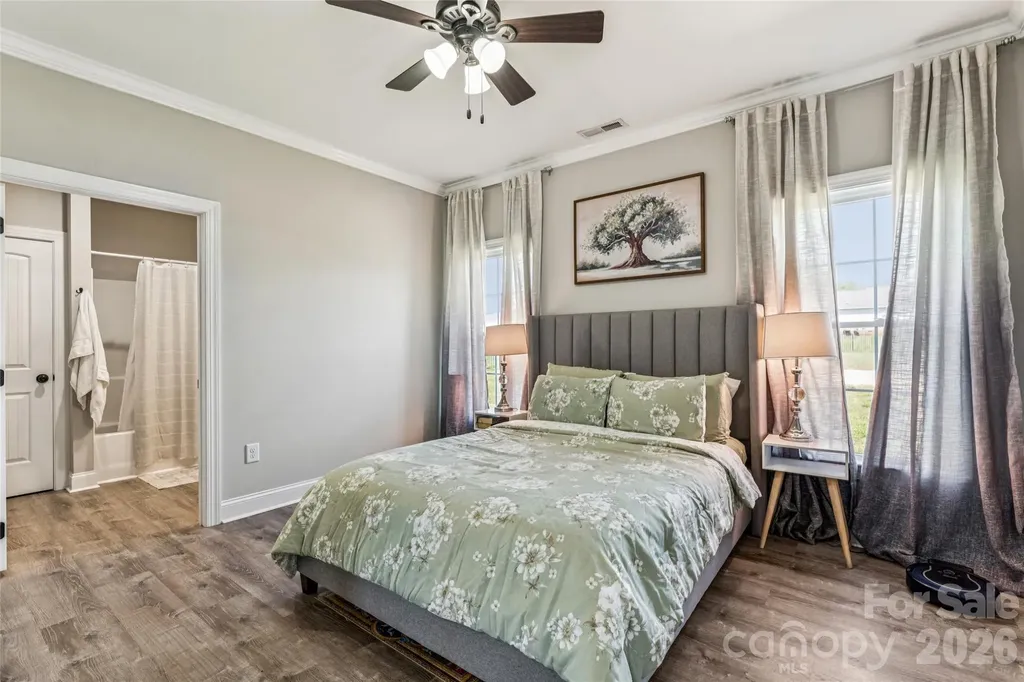 105 E Dundee Court Statesville NC 28625