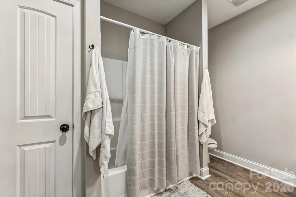 105 E Dundee Court Statesville NC 28625