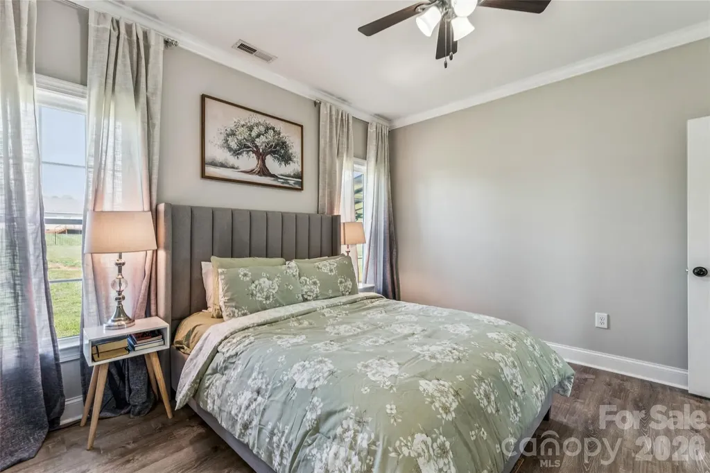 105 E Dundee Court Statesville NC 28625