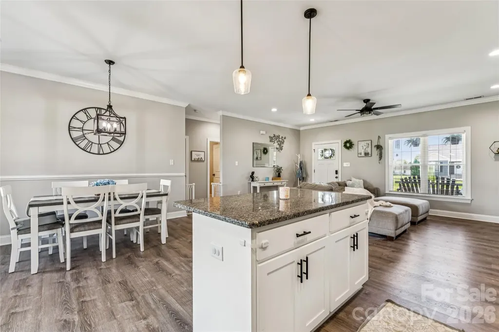 105 E Dundee Court Statesville NC 28625