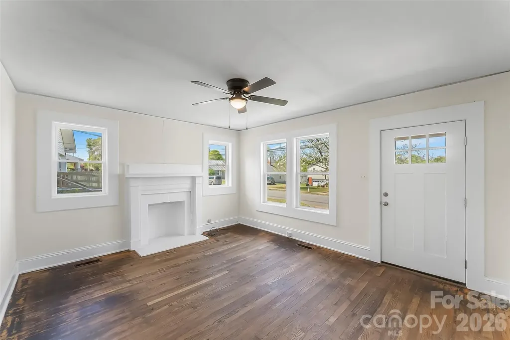 608 E Concord Street Morganton NC 28655