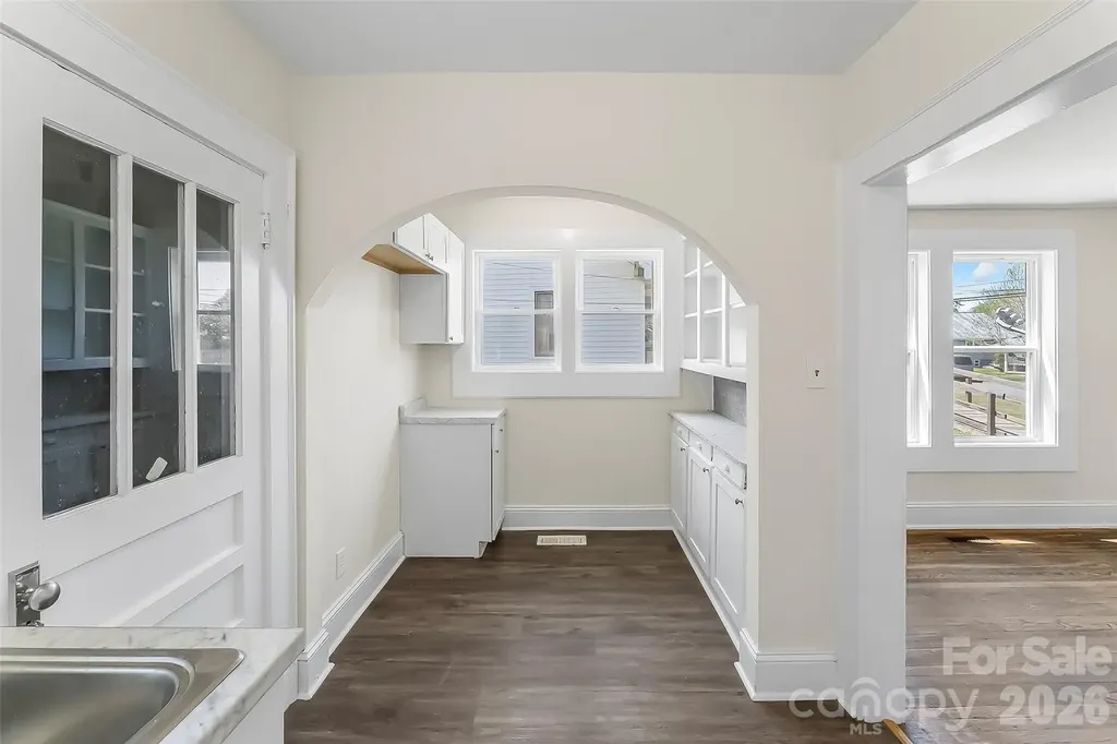 608 E Concord Street Morganton NC 28655