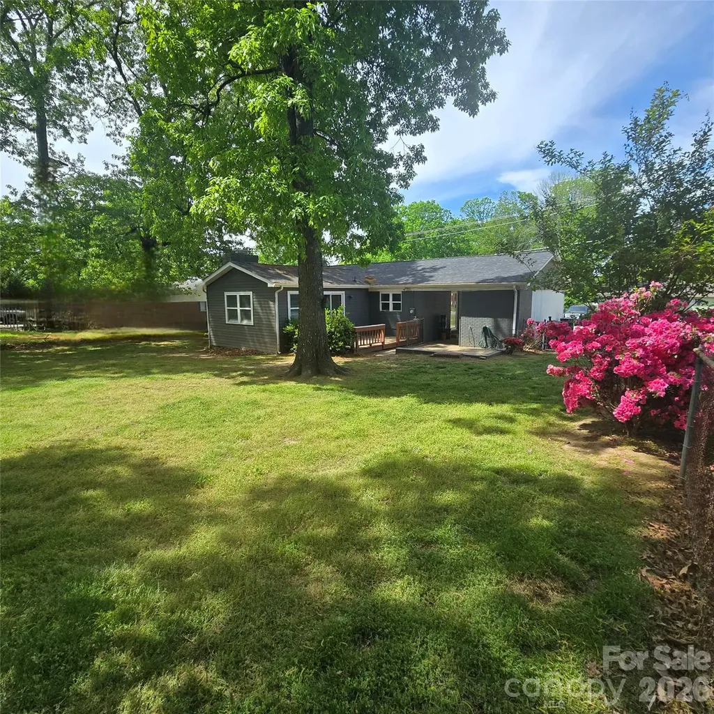 421 Kingfield Drive SW Concord NC 28027