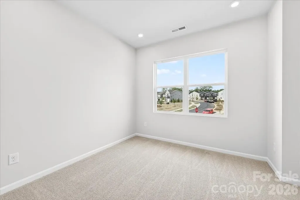6053 Longar Lane Charlotte NC 28269