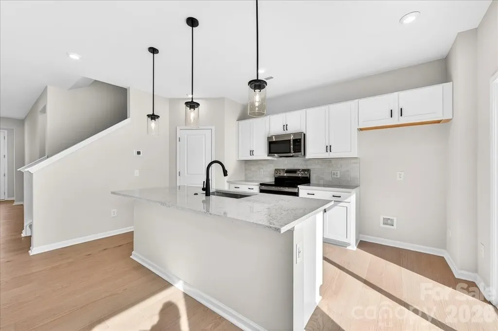 6053 Longar Lane Charlotte NC 28269