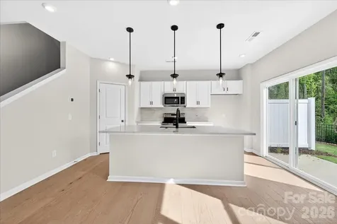 6053 Longar Lane Charlotte NC 28269