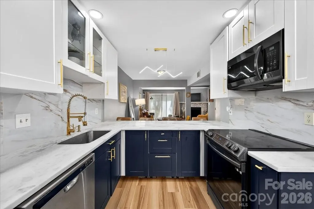 8007 Horse Chestnut Lane Charlotte NC 28277