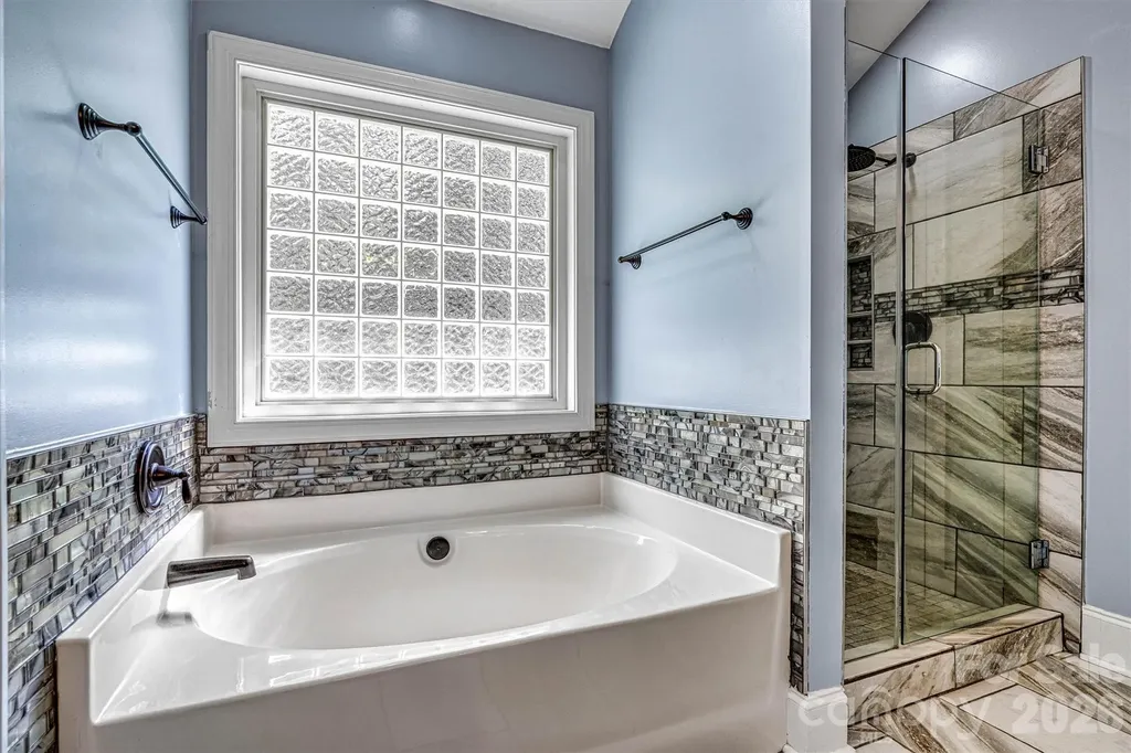 6208 Neptune Drive Denver NC 28037