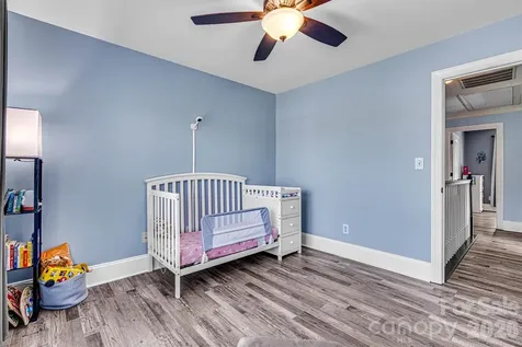 6208 Neptune Drive Denver NC 28037