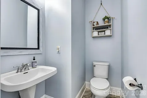 6208 Neptune Drive Denver NC 28037