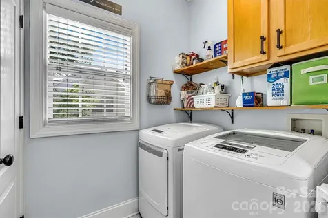 6208 Neptune Drive Denver NC 28037
