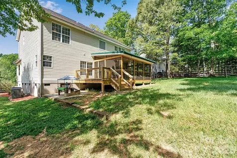 6208 Neptune Drive Denver NC 28037