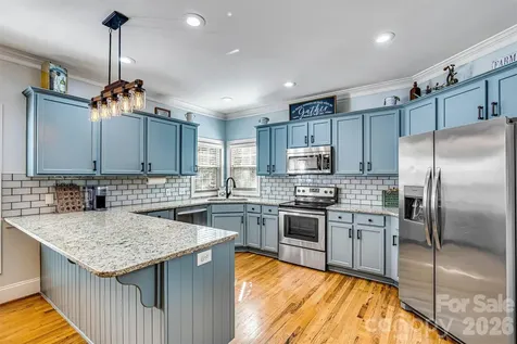 6208 Neptune Drive Denver NC 28037