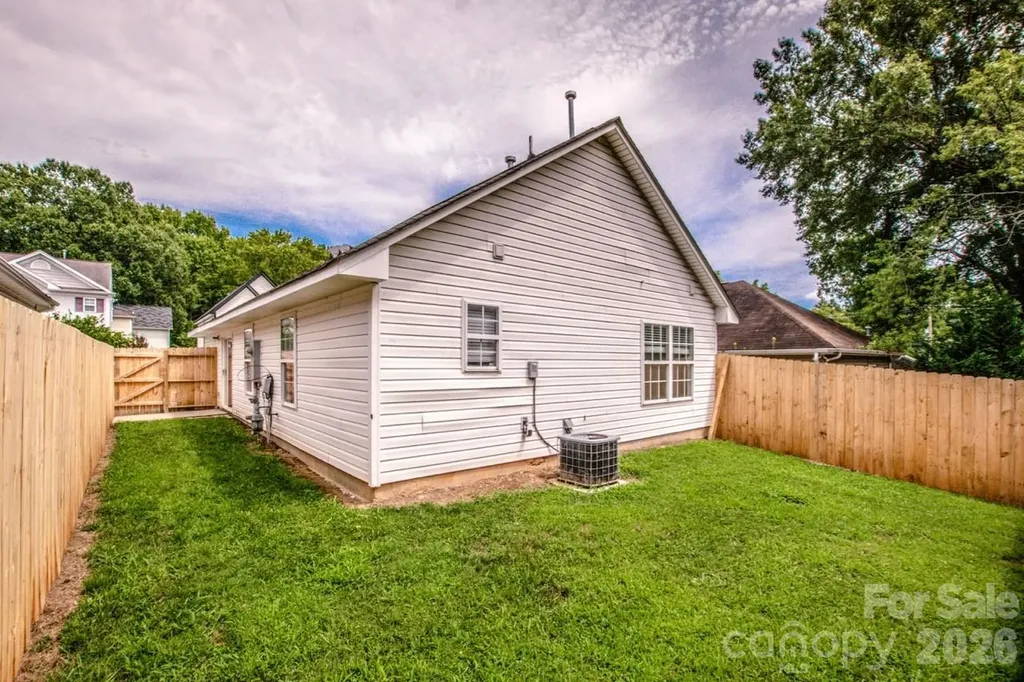 332 Cassidy Lane Mooresville NC 28115