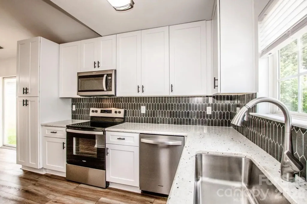 332 Cassidy Lane Mooresville NC 28115