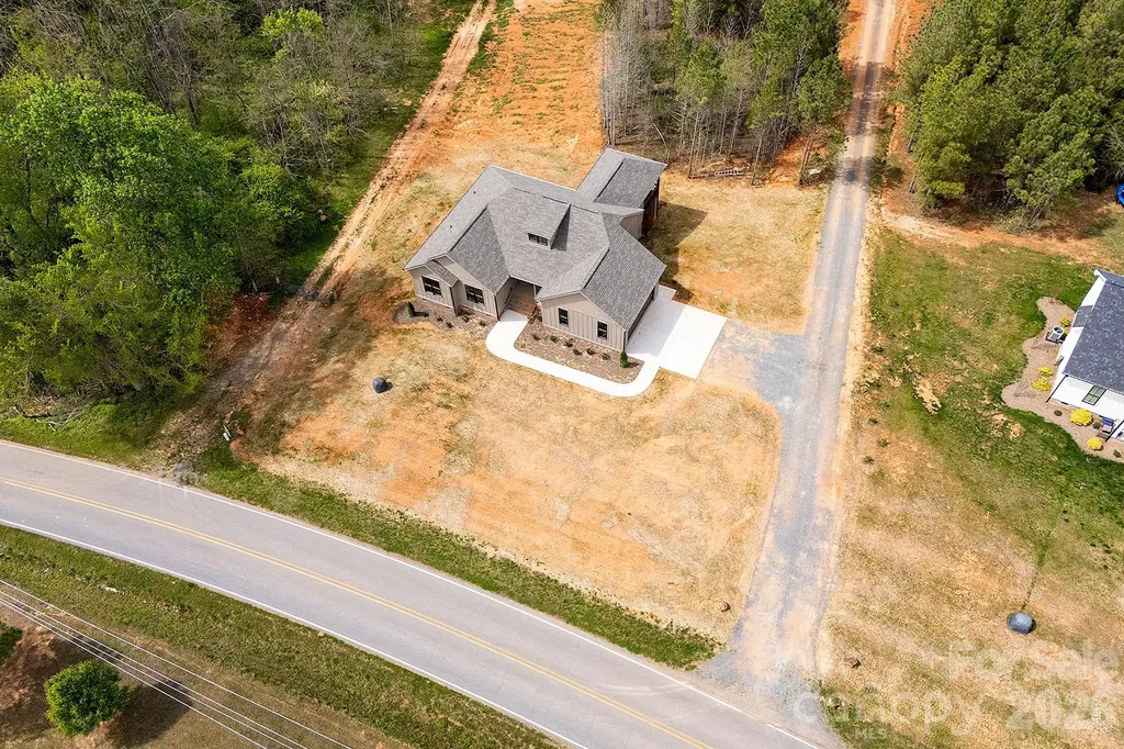 42435 Bowers Road Norwood NC 28128