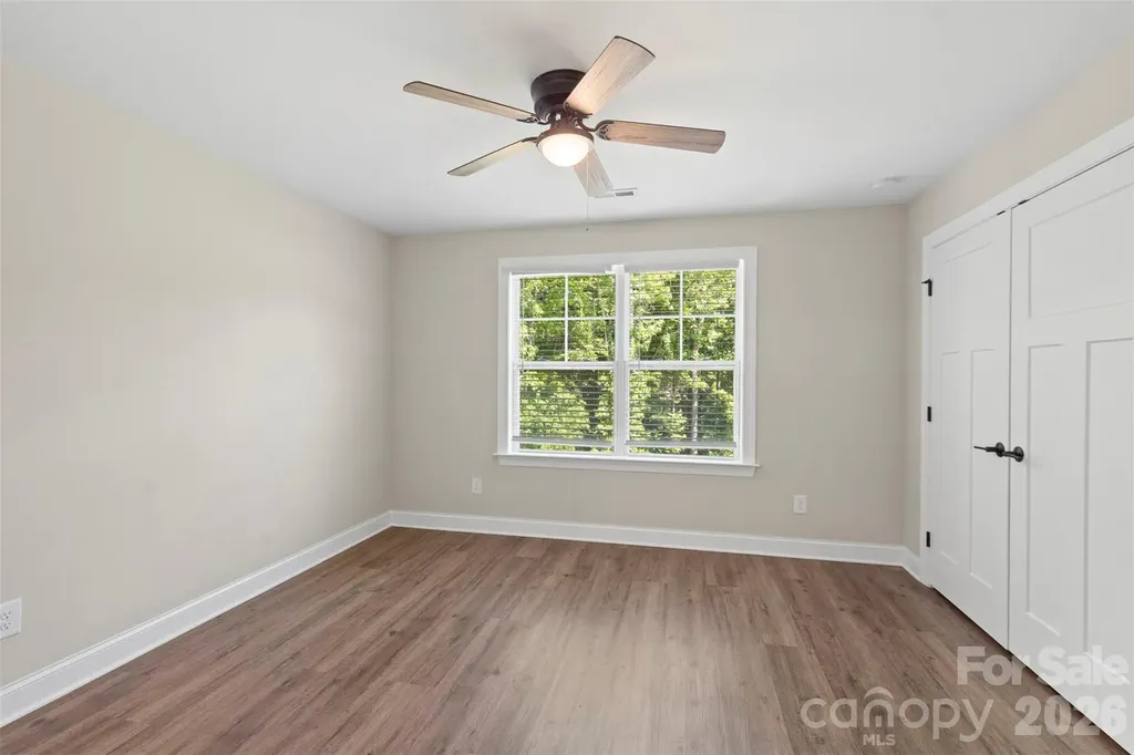 1607 Freemont Drive Alexis NC 28006
