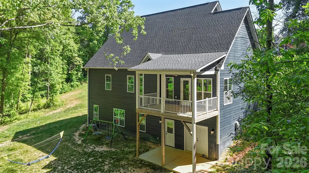 1607 Freemont Drive Alexis NC 28006