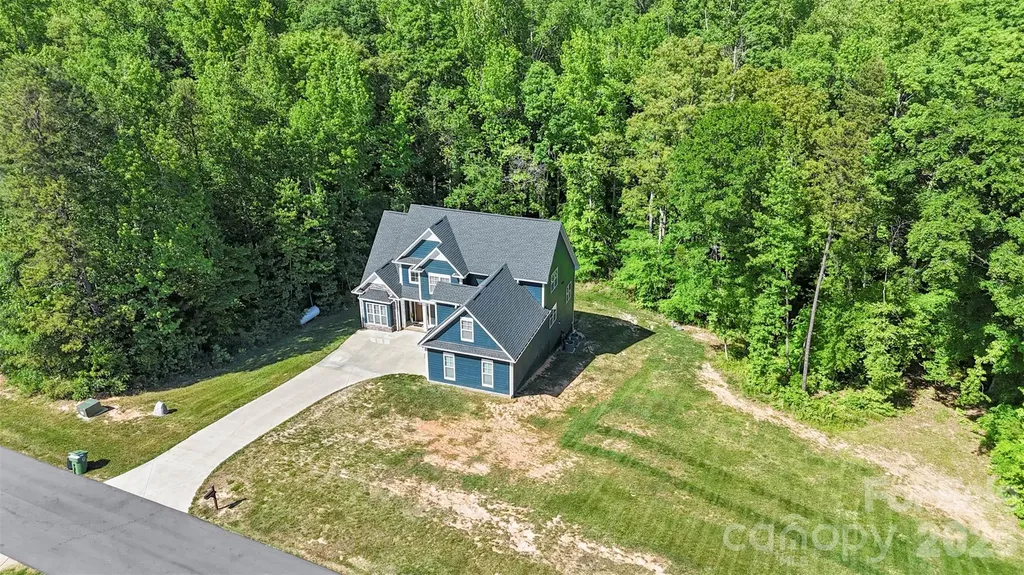 1607 Freemont Drive Alexis NC 28006