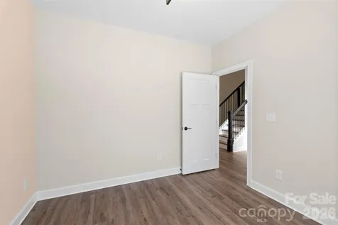 1607 Freemont Drive Alexis NC 28006