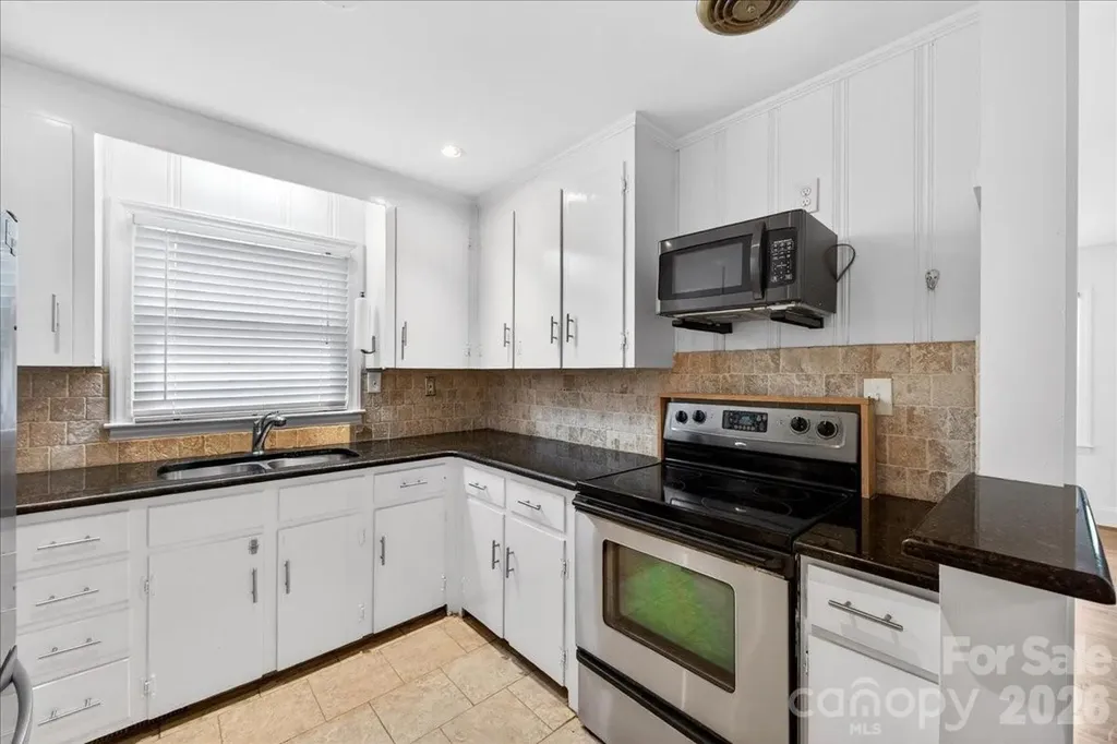 5413 Gwynne Avenue Charlotte NC 28205