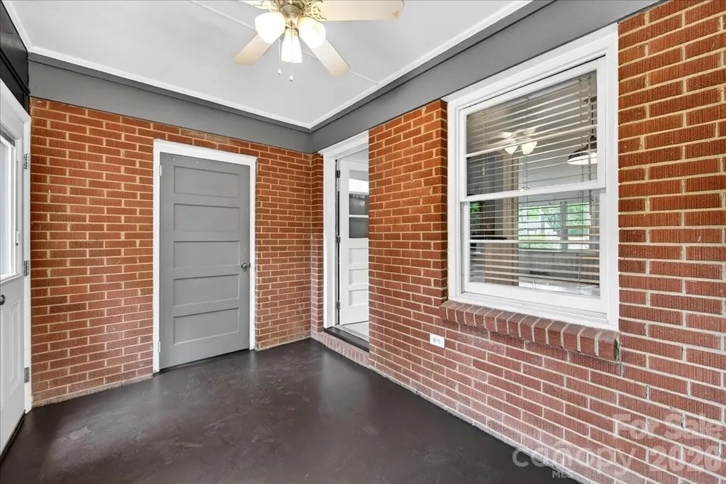 5413 Gwynne Avenue Charlotte NC 28205