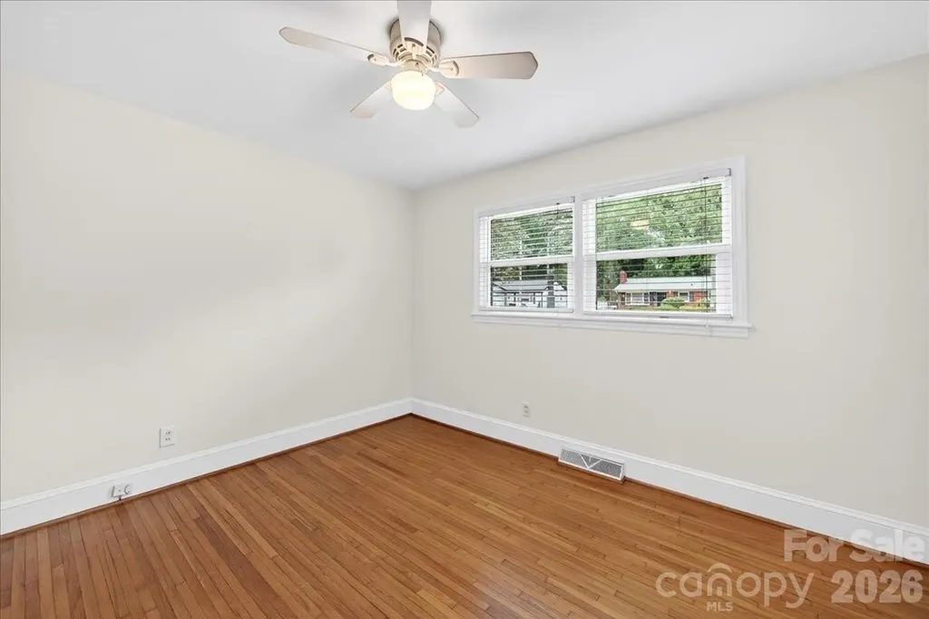 5413 Gwynne Avenue Charlotte NC 28205