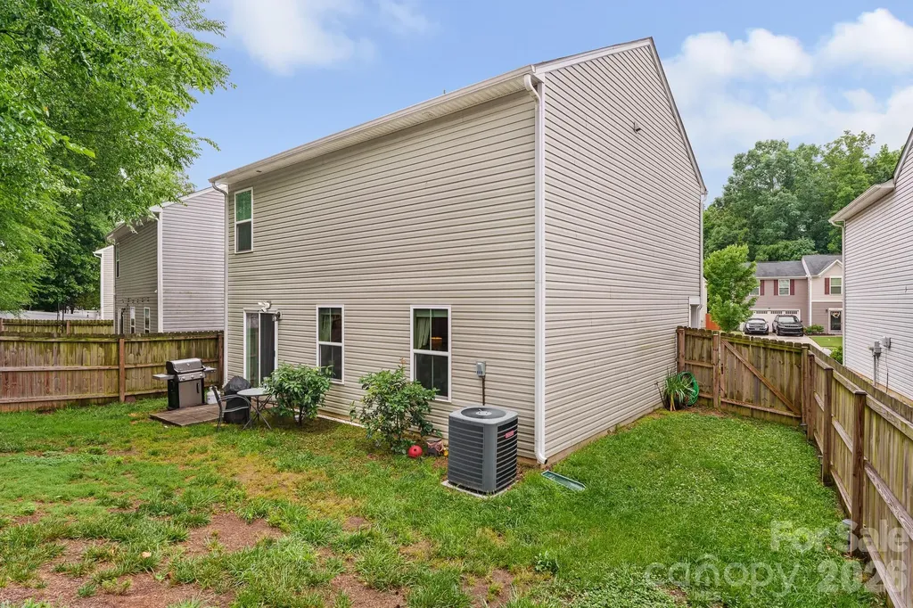 1631 Hooper Court Charlotte NC 28212