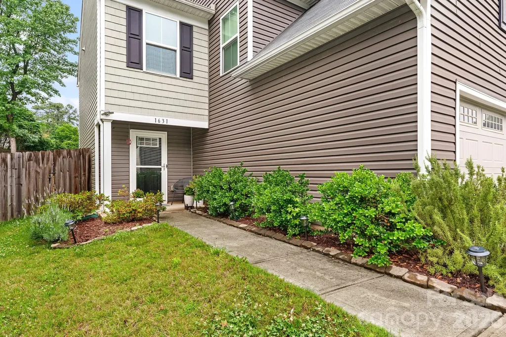 1631 Hooper Court Charlotte NC 28212