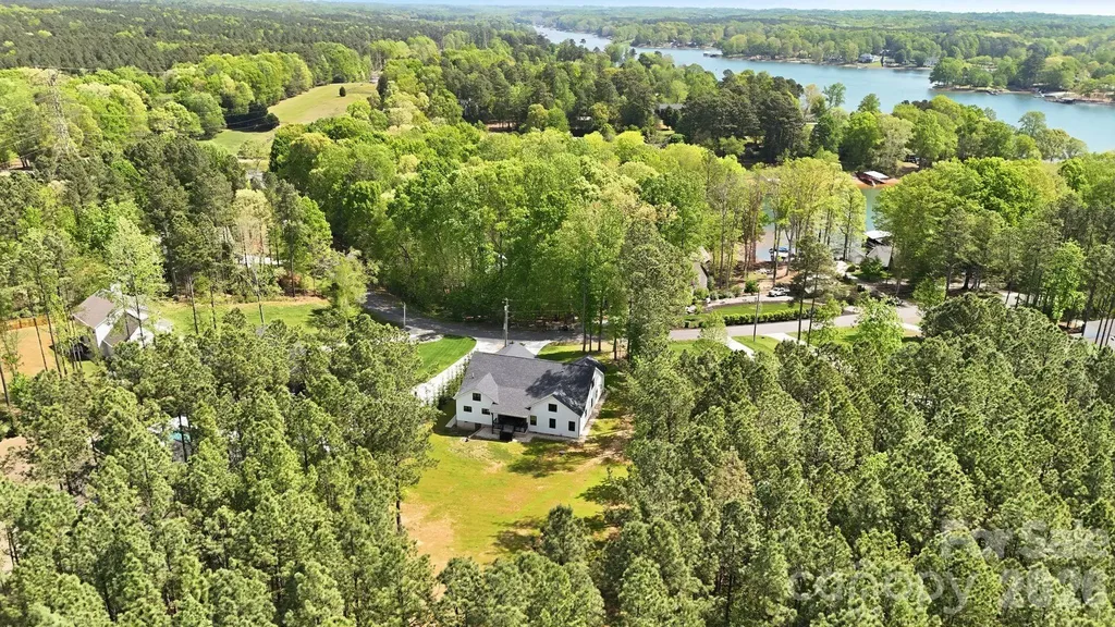 420 Stillwater Road Troutman NC 28166