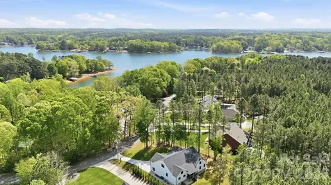 420 Stillwater Road Troutman NC 28166