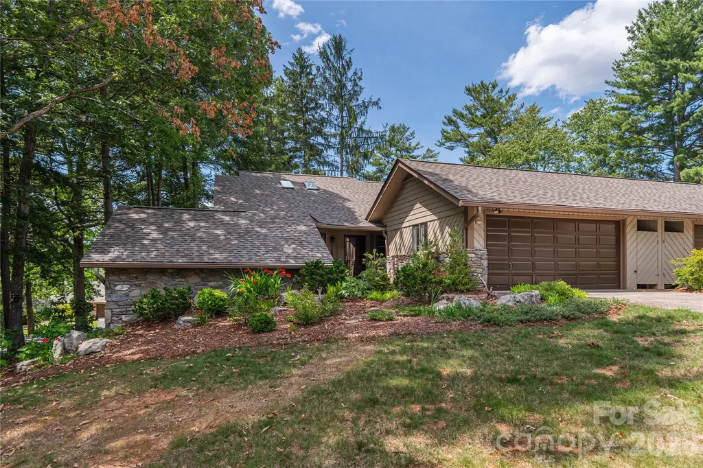 1101 Timber Trail Asheville NC 28804