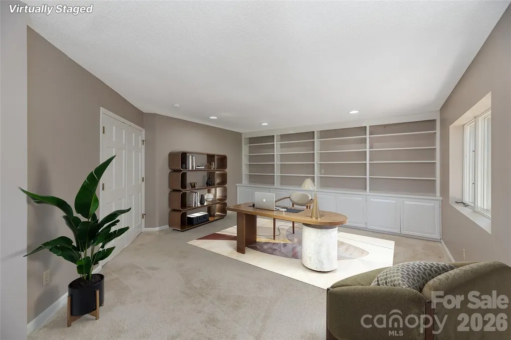 1101 Timber Trail Asheville NC 28804