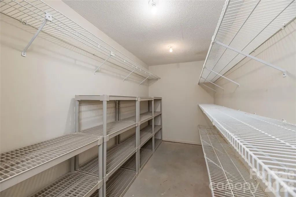 1101 Timber Trail Asheville NC 28804