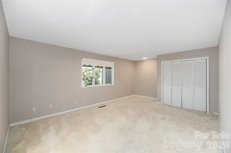 1101 Timber Trail Asheville NC 28804
