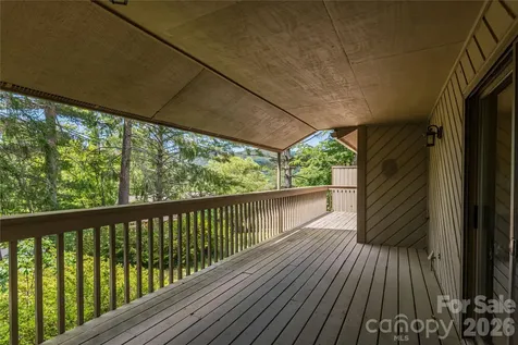 1101 Timber Trail Asheville NC 28804