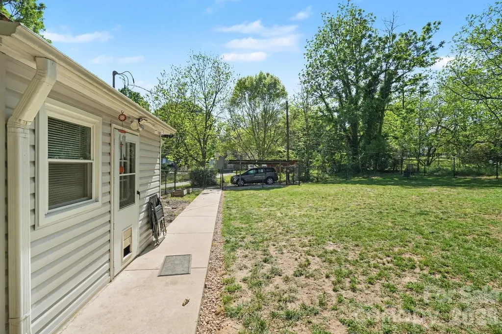 515 N Chapel Street Landis NC 28088