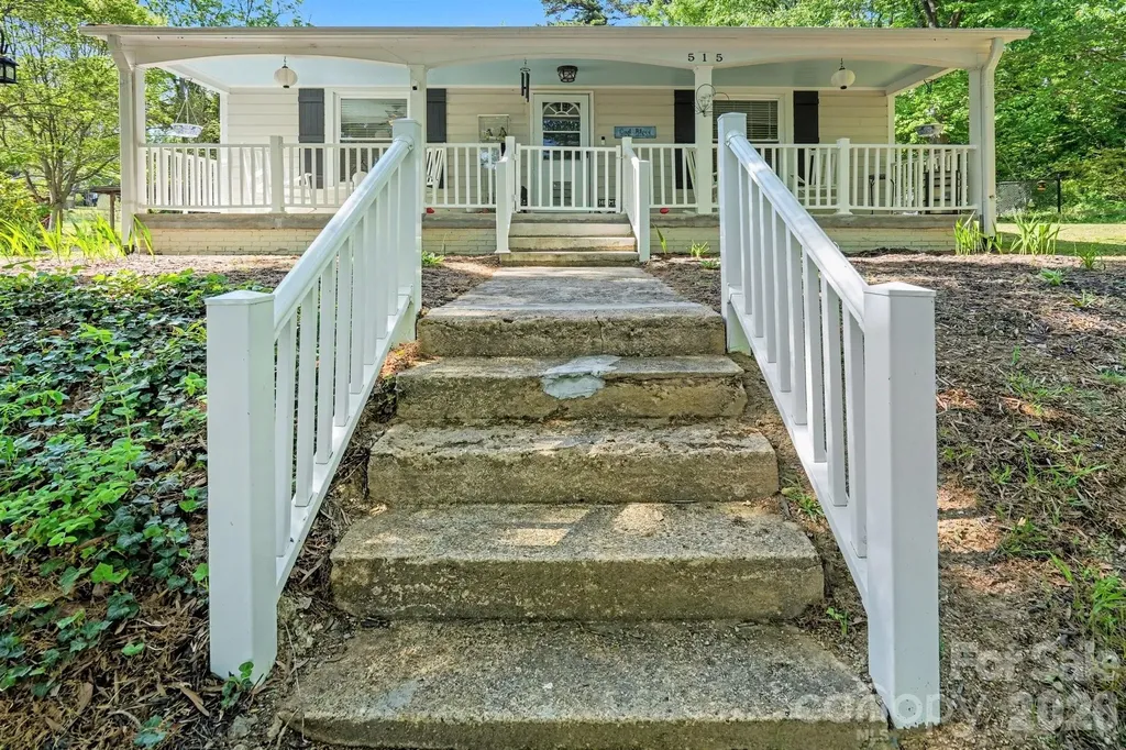 515 N Chapel Street Landis NC 28088