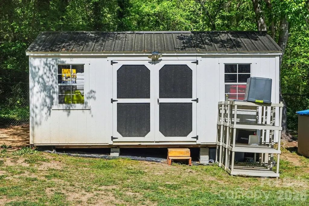 515 N Chapel Street Landis NC 28088