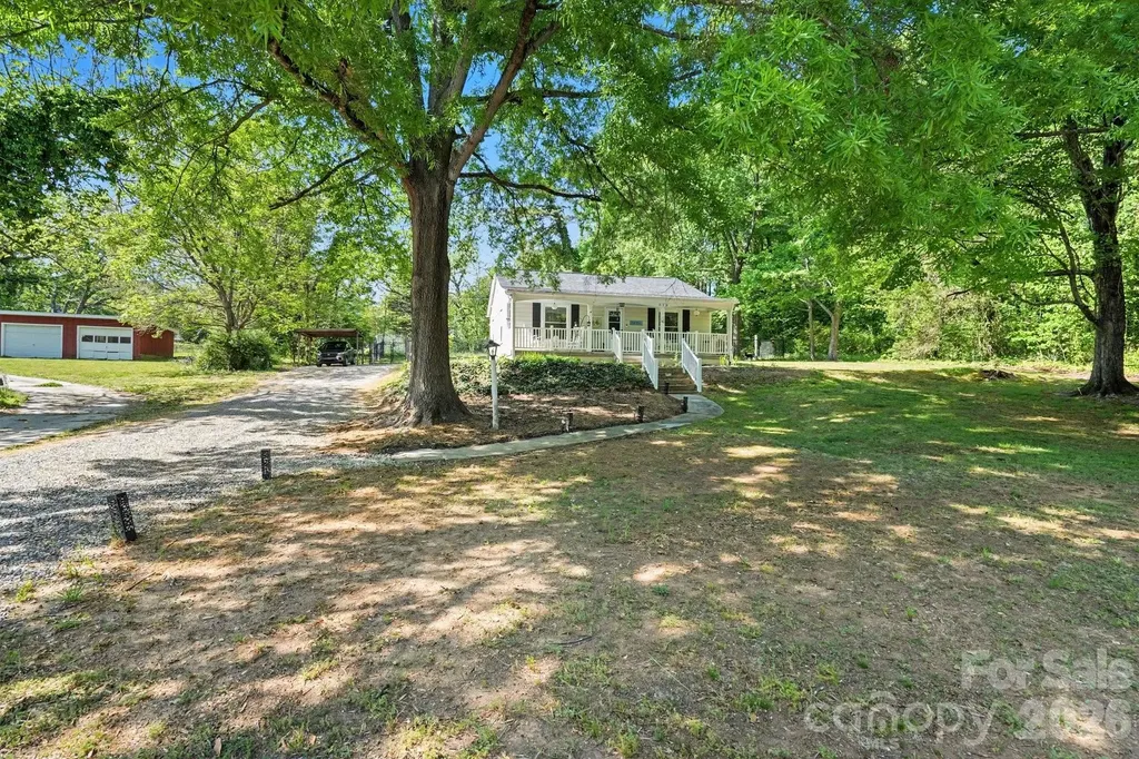 515 N Chapel Street Landis NC 28088