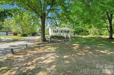 515 N Chapel Street Landis NC 28088