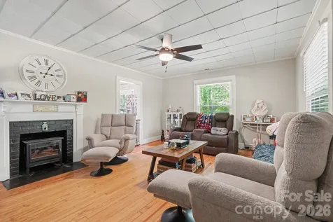 515 N Chapel Street Landis NC 28088
