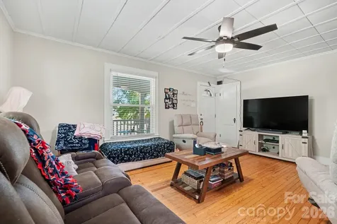 515 N Chapel Street Landis NC 28088