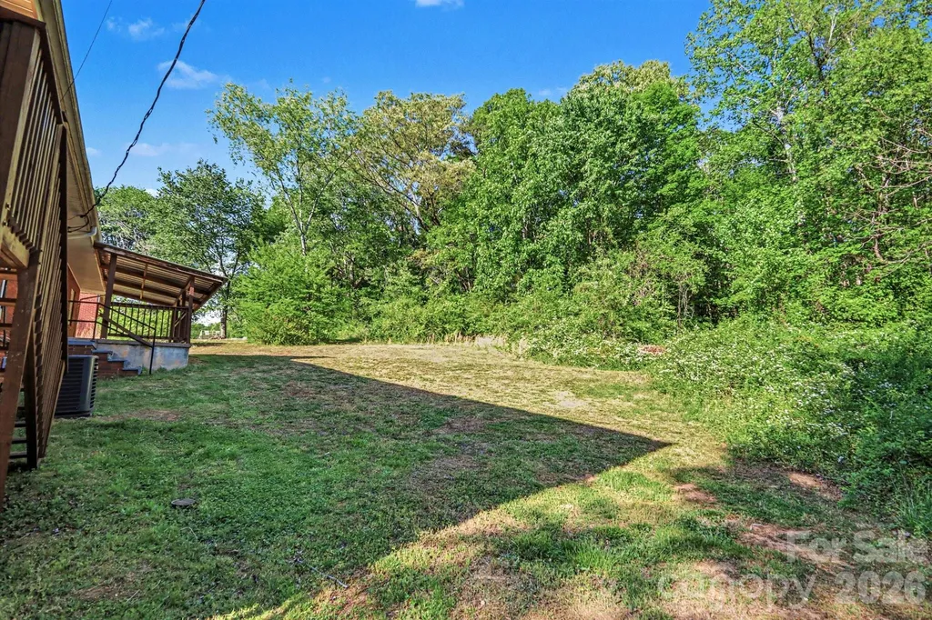 2330 18th Street NE Hickory NC 28601