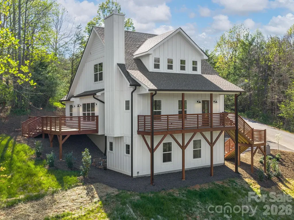94 Spicewood Road Weaverville NC 28787