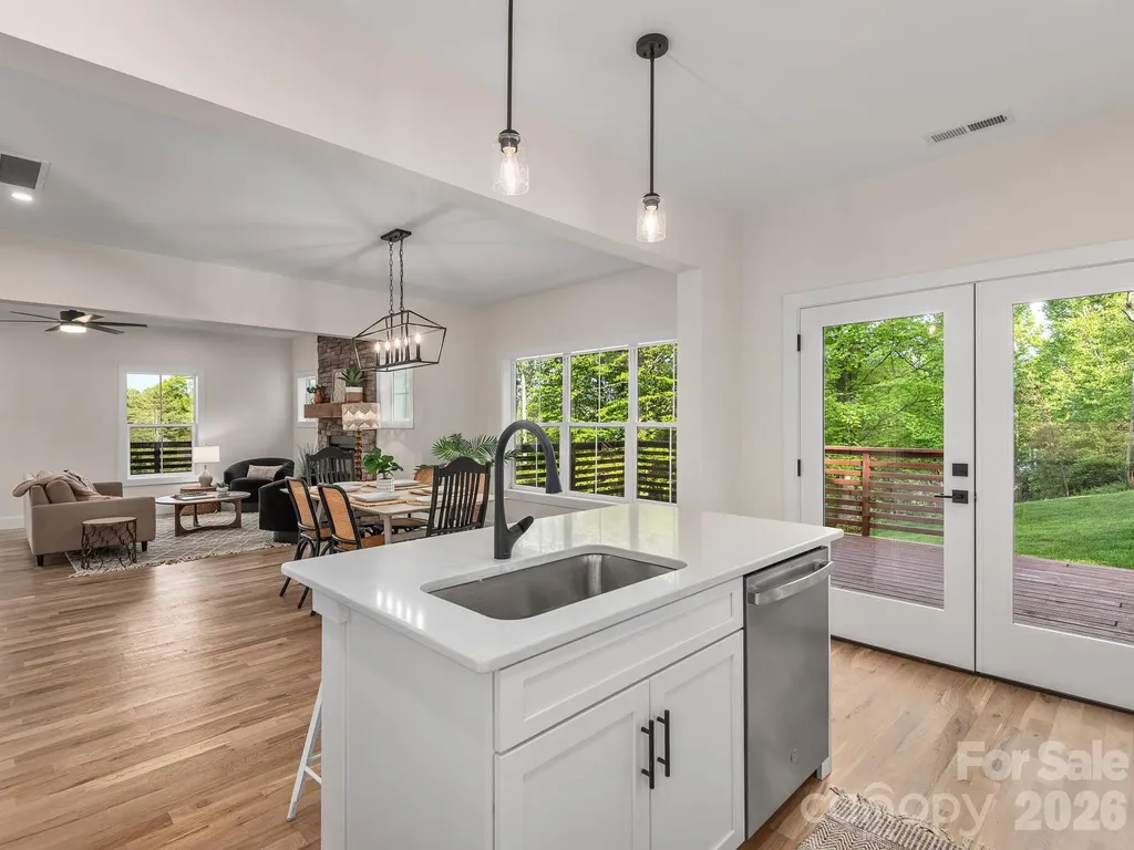 94 Spicewood Road Weaverville NC 28787