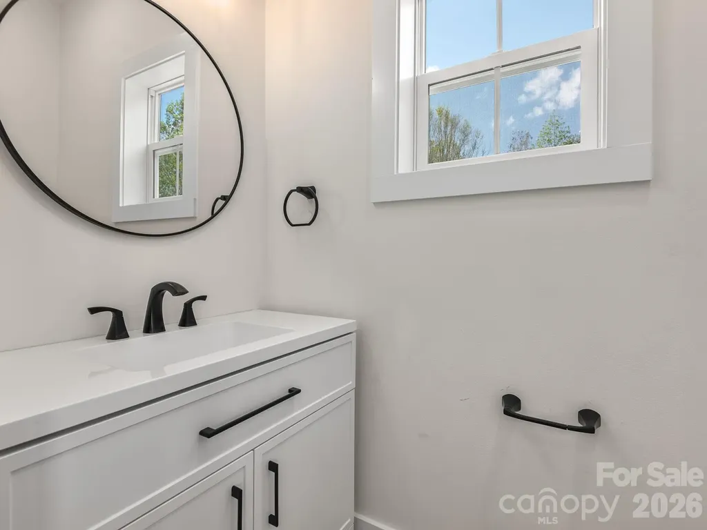 94 Spicewood Road Weaverville NC 28787